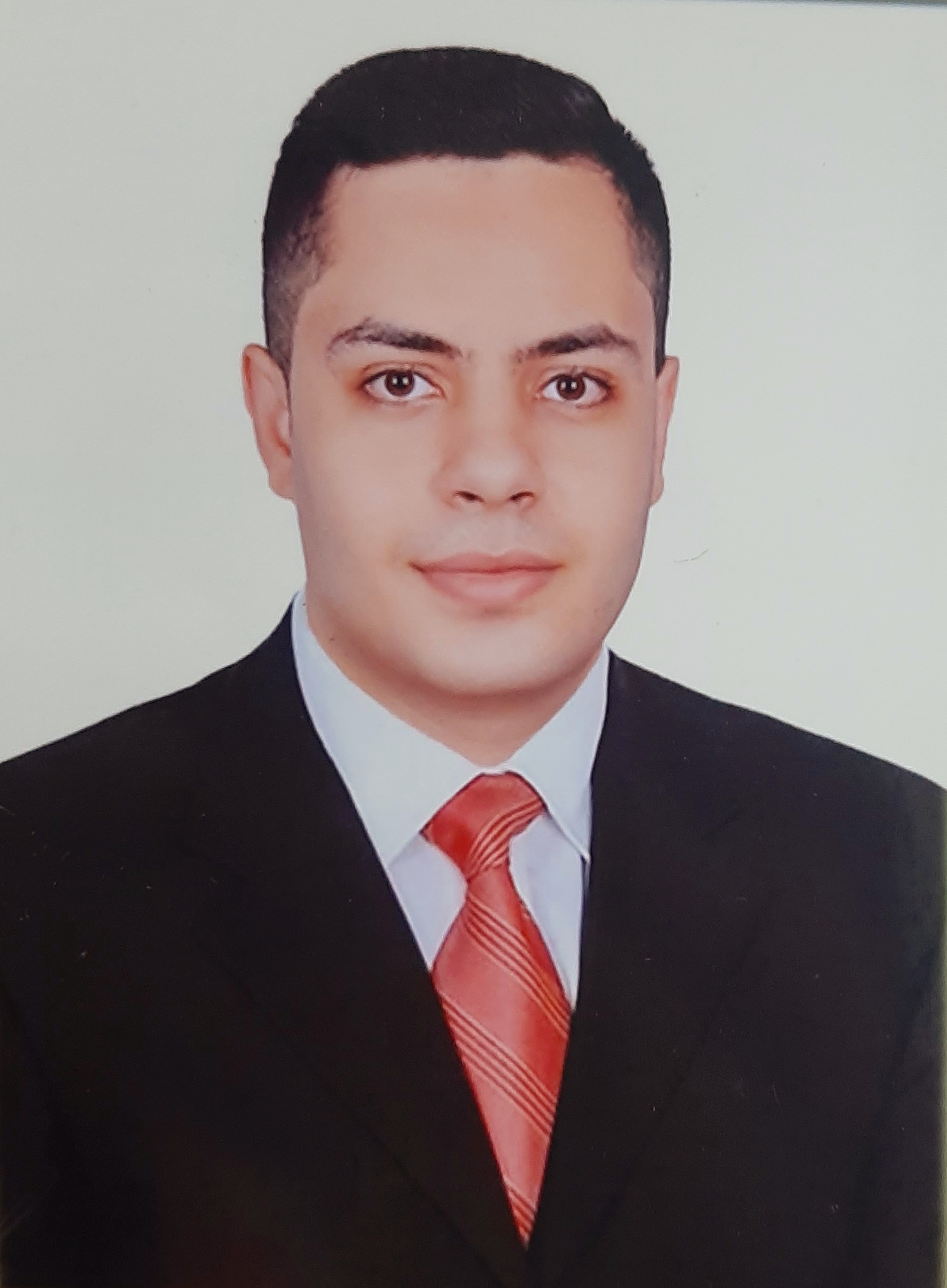 Dr.Mahmoud Tayseer